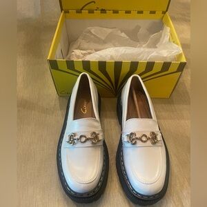 NWT Circus Sam Edelman Loafers